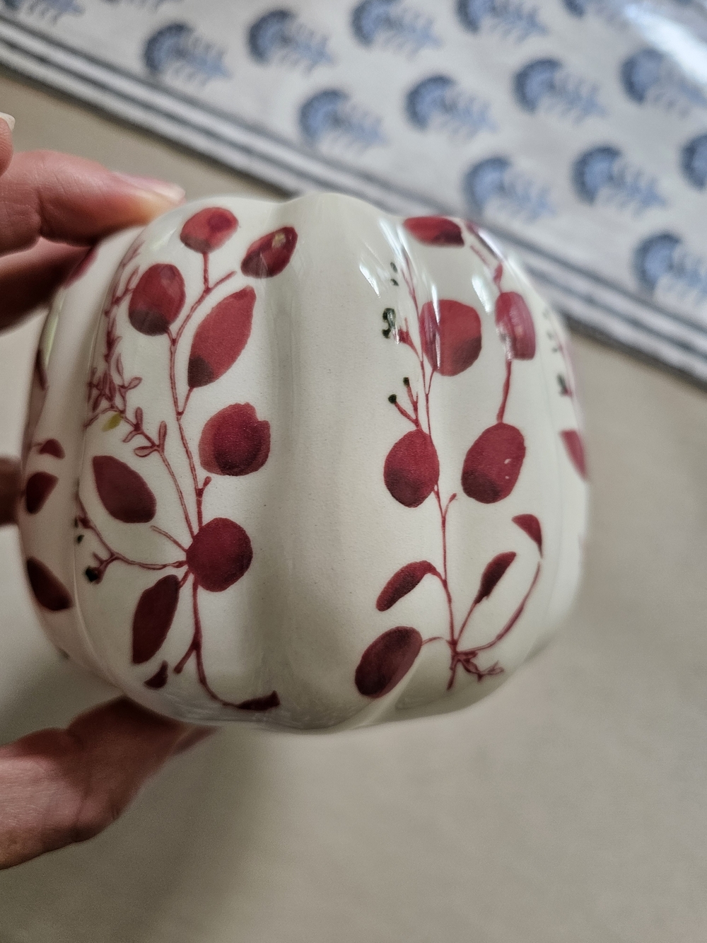 NWT Anthropologie White Floral Botanical Pumpkin Mug - Picture 2 of 13